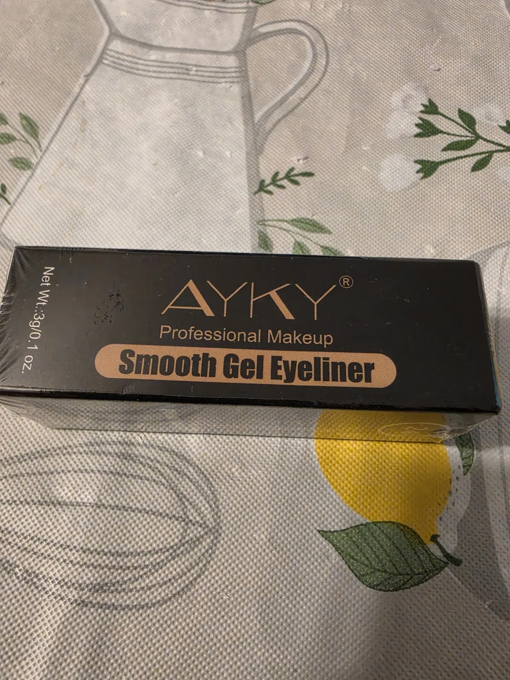 Long-Wear Gel Eyeliner - Black
